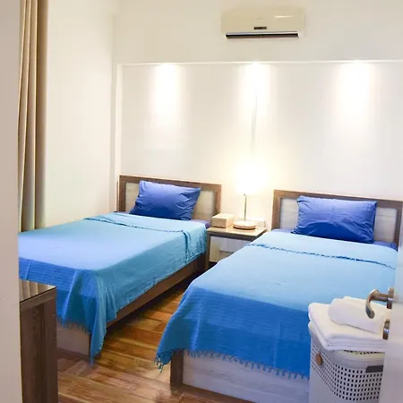 Mackenzie Beach Zen-apartment Апартаменты *