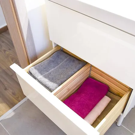 Апартаменты Mackenzie Beach Zen-apartment
