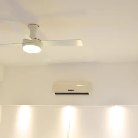 Апартаменты Mackenzie Beach Zen-apartment